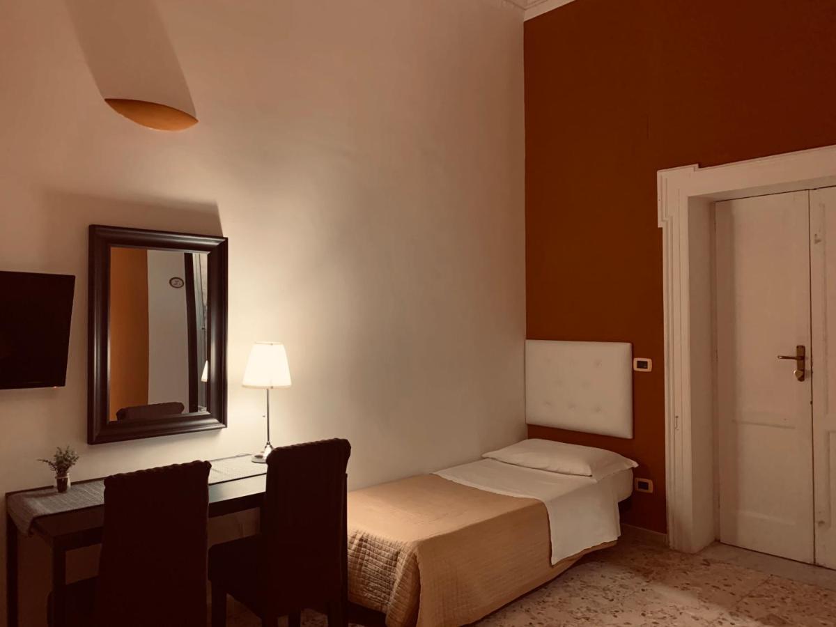 Bed And Breakfast Nonna Maria Taranto Exterior foto